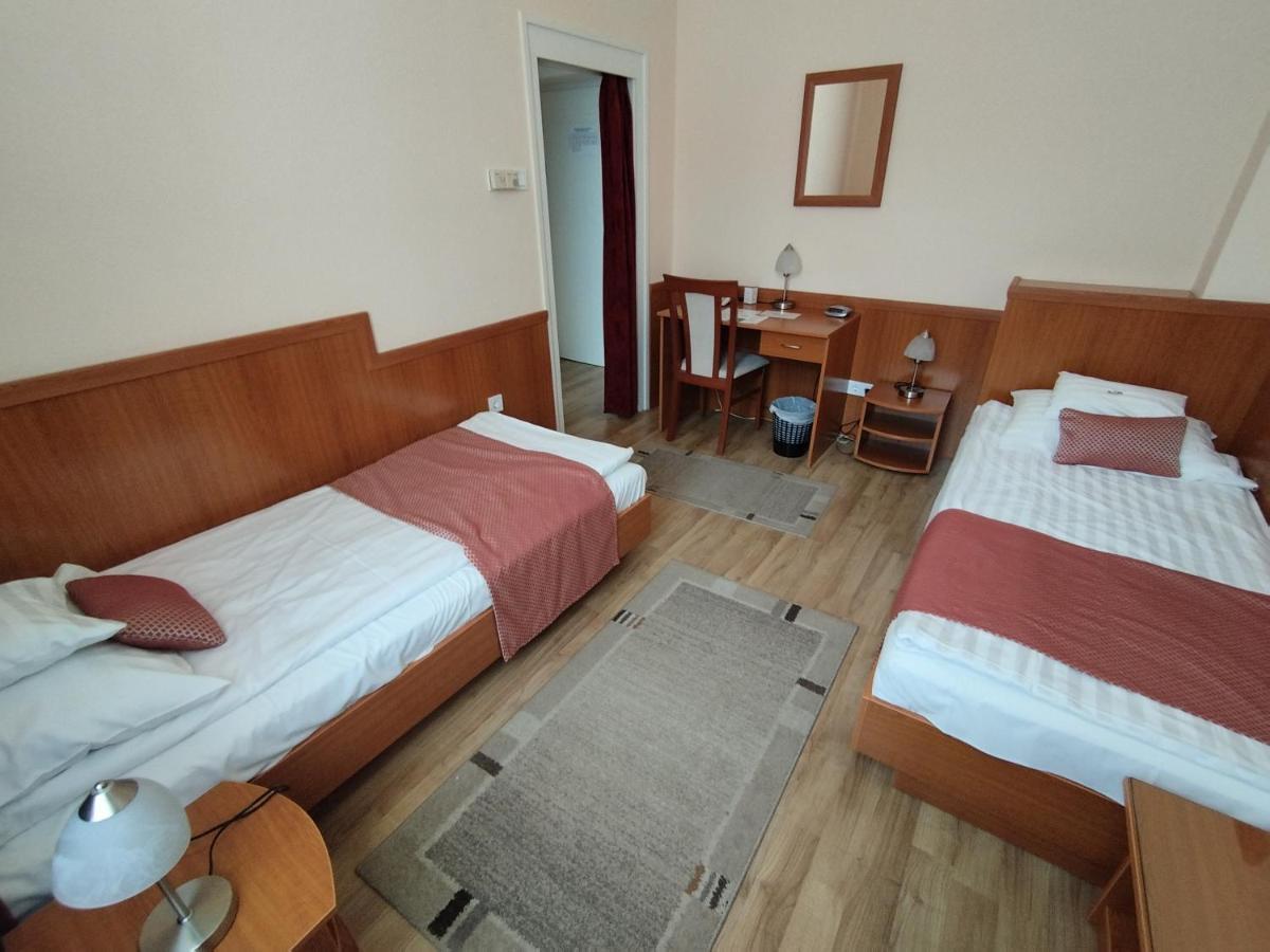Hotel Pannonia Miskolc Exterior photo